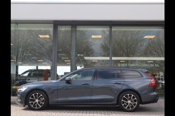 Volvo V60 2.0 B3 Momentum Advantage / Leder / Trekhaak