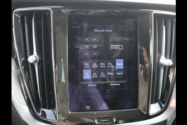 Volvo V60 2.0 B3 Momentum Advantage / Leder / Trekhaak