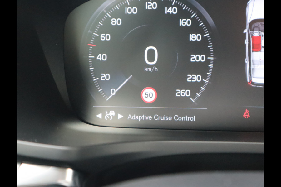Volvo V60 2.0 B3 Momentum Advantage / Leder / Trekhaak