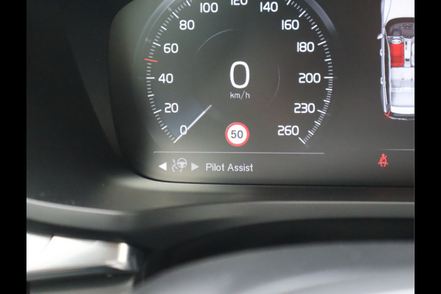 Volvo V60 2.0 B3 Momentum Advantage / Leder / Trekhaak