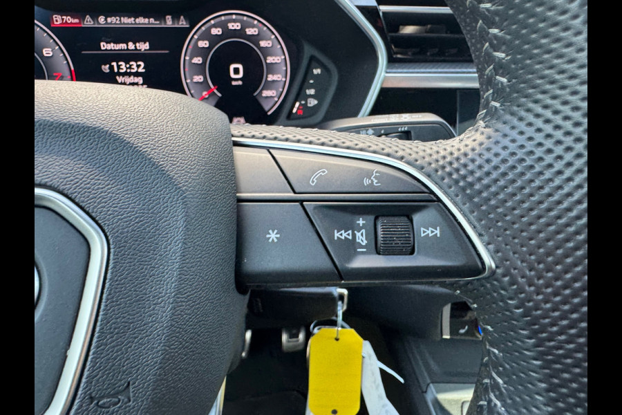 Audi Q3 Sportback 2.0 TFSi Quattro * S-Line * Panorama * Side ass * Visueel Cockpit *