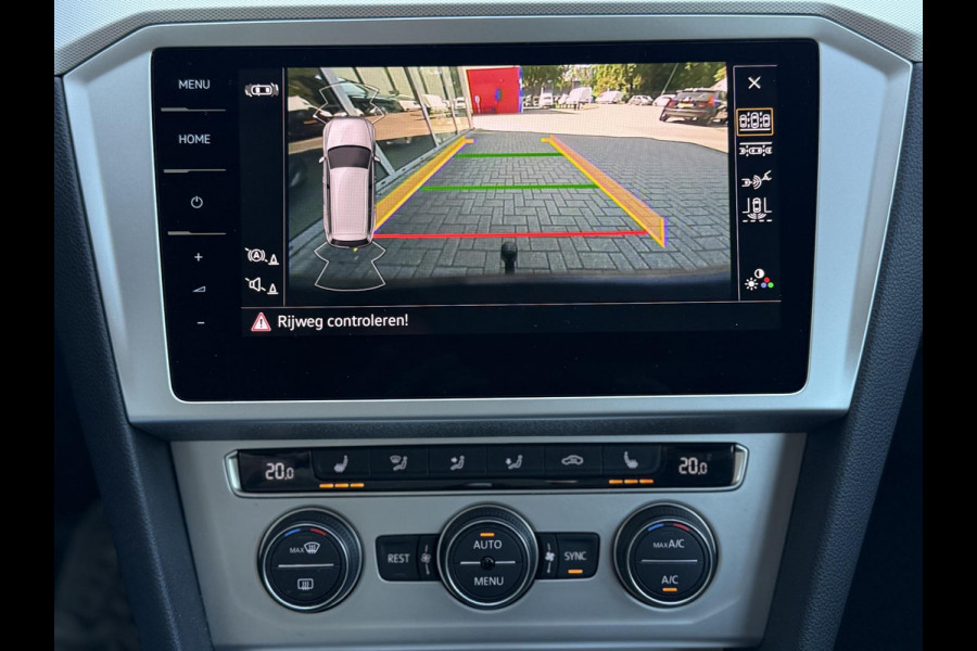 Volkswagen Passat Variant 1.4 TSI DSG Comfortline Business CarPlay|Trekhaak|Cam|Perfect onderhouden