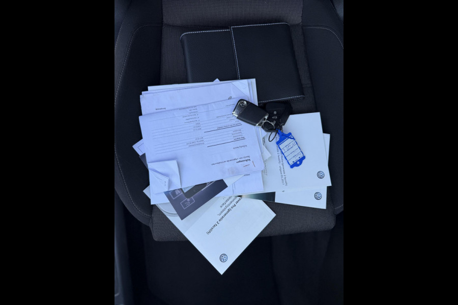 Volkswagen Passat Variant 1.4 TSI DSG Comfortline Business CarPlay|Trekhaak|Cam|Perfect onderhouden