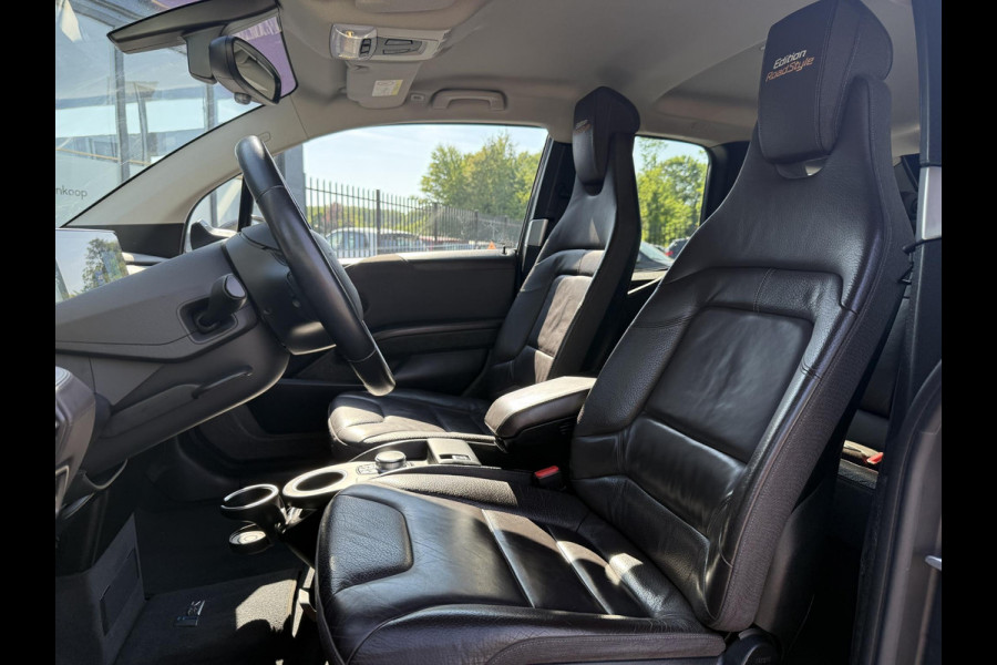 BMW i3 S 120Ah 42 kWh RoadStyle Edition 2e Eigenaar,Navi,Leder,184pk,Stoelverwarming,Dealer Onderhouden,Pdc V+A,Apk tot 01-2026
