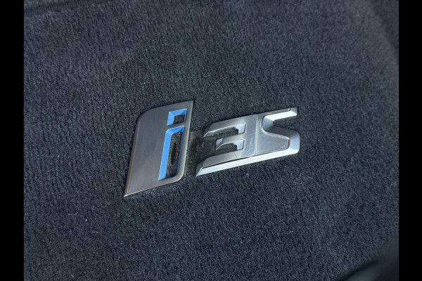 BMW i3 S 120Ah 42 kWh RoadStyle Edition 2e Eigenaar,Navi,Leder,184pk,Stoelverwarming,Dealer Onderhouden,Pdc V+A,Apk tot 01-2026