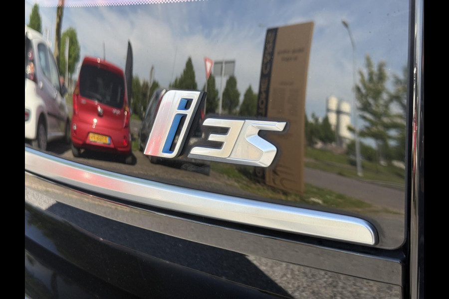 BMW i3 S 120Ah 42 kWh RoadStyle Edition 2e Eigenaar,Navi,Leder,184pk,Stoelverwarming,Dealer Onderhouden,Pdc V+A,Apk tot 01-2026