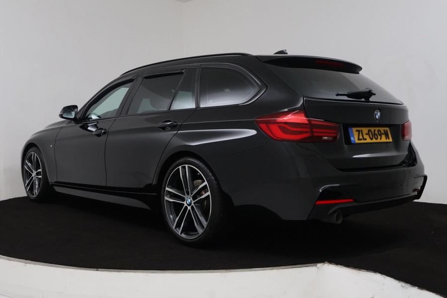BMW 3 Serie Touring 318i M Sport Corporate Lease (PARKEERSENSOREN, STOELVERWARMING, LEER, NAVIGATIE, CRUISE, NL-AUTO)