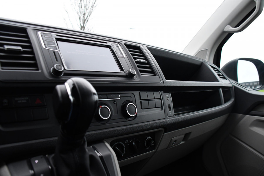 Volkswagen Transporter 2.0 TDI L2H1 DC Comfortline Cruise, Sensoren, 150PK, Automaat, Dubbele deur, DC