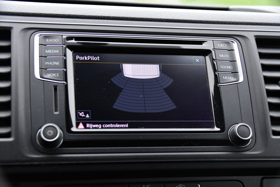 Volkswagen Transporter 2.0 TDI L2H1 DC Comfortline Cruise, Sensoren, 150PK, Automaat, Dubbele deur, DC