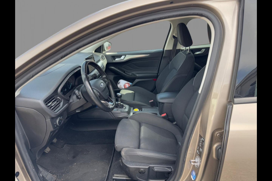 Ford Focus 1.0 EcoBoost Titanium Business | Winter Pack | Full LED | 10-weg verstelbare stoel | 17 inch | Camera | Head up Display | Bang&Olufsen