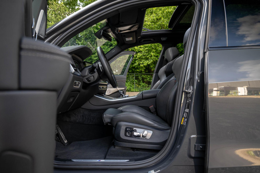 BMW X5 xDrive45e M-Sport 4-Wielsturing AC Schnitzer 445pk