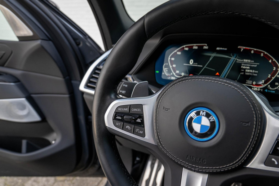 BMW X5 xDrive45e M-Sport 4-Wielsturing AC Schnitzer 445pk