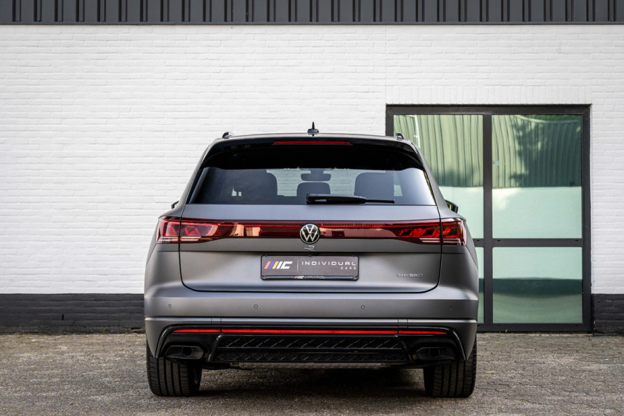 Volkswagen Touareg 3.0 TSI eHybrid R 4M Puglia MATLAK DynAudio