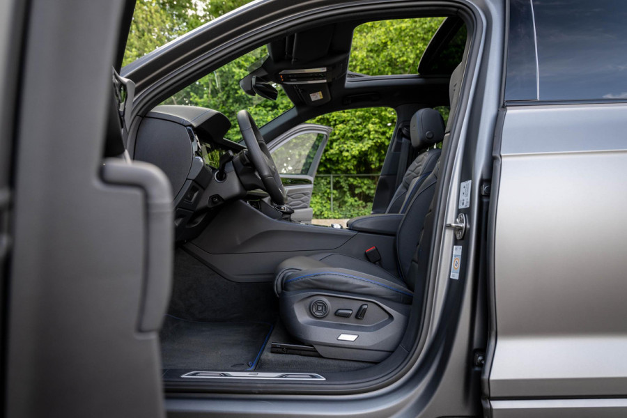 Volkswagen Touareg 3.0 TSI eHybrid R 4M Puglia MATLAK DynAudio