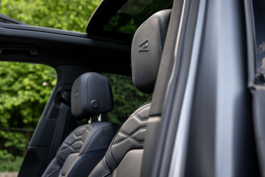 Volkswagen Touareg 3.0 TSI eHybrid R 4M Puglia MATLAK DynAudio