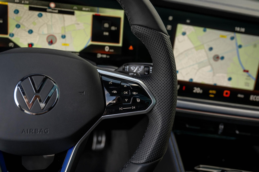 Volkswagen Touareg 3.0 TSI eHybrid R 4M Puglia MATLAK DynAudio