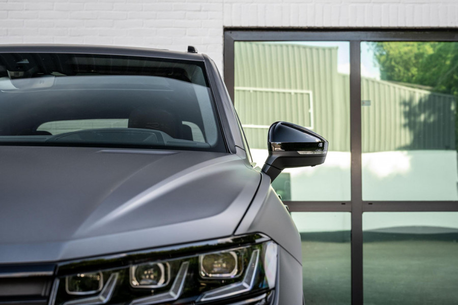 Volkswagen Touareg 3.0 TSI eHybrid R 4M Puglia MATLAK DynAudio