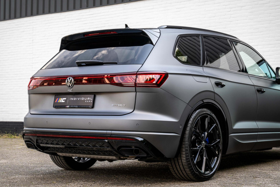 Volkswagen Touareg 3.0 TSI eHybrid R 4M Puglia MATLAK DynAudio