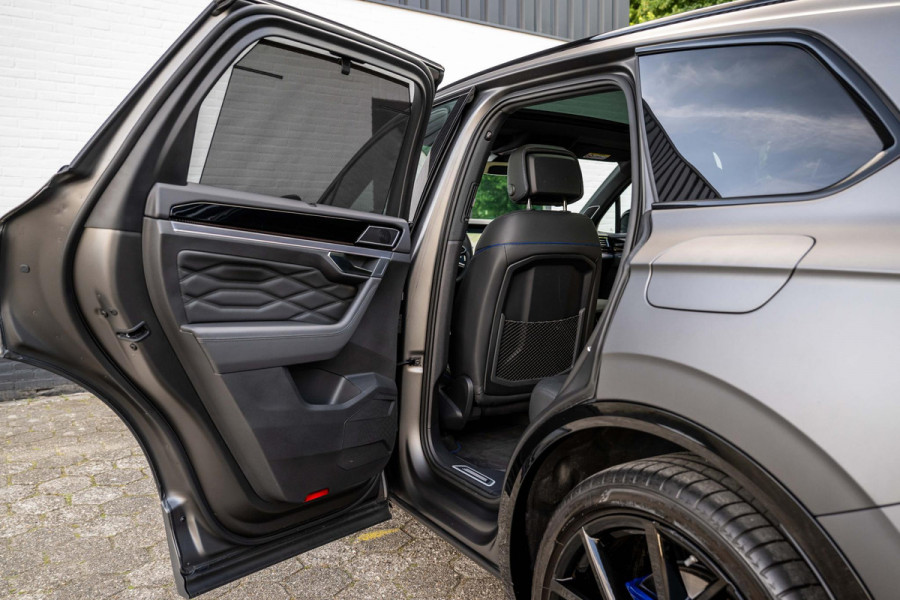 Volkswagen Touareg 3.0 TSI eHybrid R 4M Puglia MATLAK DynAudio
