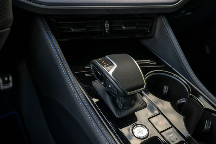 Volkswagen Touareg 3.0 TSI eHybrid R 4M Puglia MATLAK DynAudio