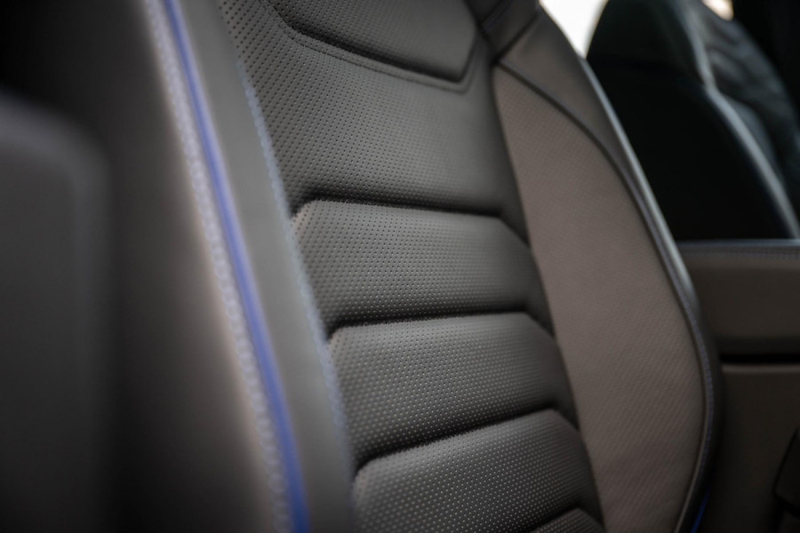 Volkswagen Touareg 3.0 TSI eHybrid R 4M Puglia MATLAK DynAudio