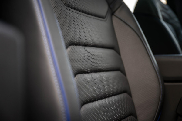 Volkswagen Touareg 3.0 TSI eHybrid R 4M Puglia MATLAK DynAudio
