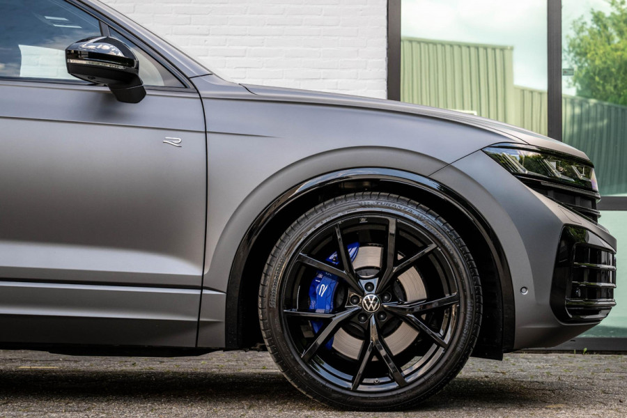 Volkswagen Touareg 3.0 TSI eHybrid R 4M Puglia MATLAK DynAudio