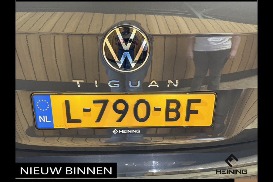 Volkswagen Tiguan 1.5 TSI R-Line Business+ 150 Pk DSG, Pano,Virtual cockpit, 20 inch 37000 km !!