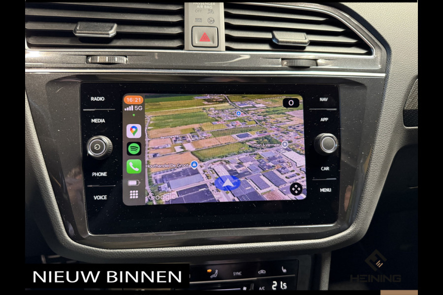Volkswagen Tiguan 1.5 TSI R-Line Business+ 150 Pk DSG, Pano,Virtual cockpit, 20 inch 37000 km !!