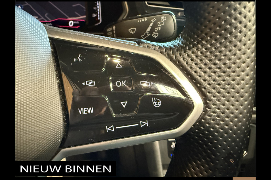 Volkswagen Tiguan 1.5 TSI R-Line Business+ 150 Pk DSG, Pano,Virtual cockpit, 20 inch 37000 km !!