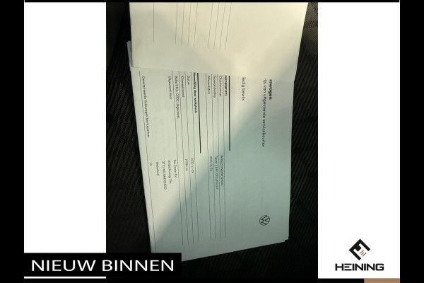 Volkswagen Tiguan 1.5 TSI R-Line Business+ 150 Pk DSG, Pano,Virtual cockpit, 20 inch 37000 km !!