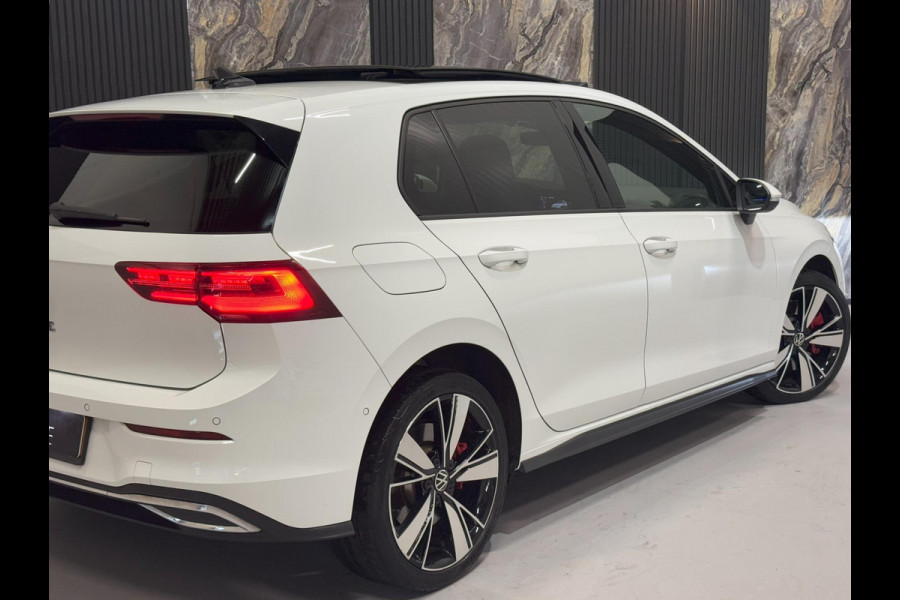 Volkswagen Golf 1.4 eHybrid GTE|PANO|HUD|IQ|SFEER|BOMVOL