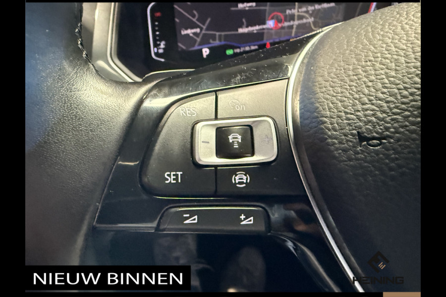 Volkswagen Tiguan 1.5 TSI ACT Highline Business R-Line. 150 PK DSG. Panoramadak. Trekhaak