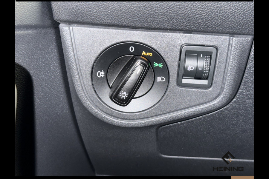 Volkswagen Taigo 1.0 TSI Life. Navi. Apple carplay. PDC. Hollandse auto met NAP