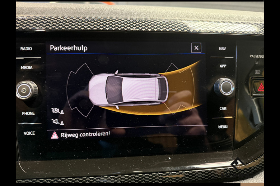 Volkswagen Taigo 1.0 TSI Life. Navi. Apple carplay. PDC. Hollandse auto met NAP