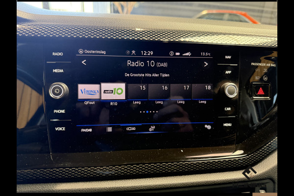 Volkswagen Taigo 1.0 TSI Life. Navi. Apple carplay. PDC. Hollandse auto met NAP