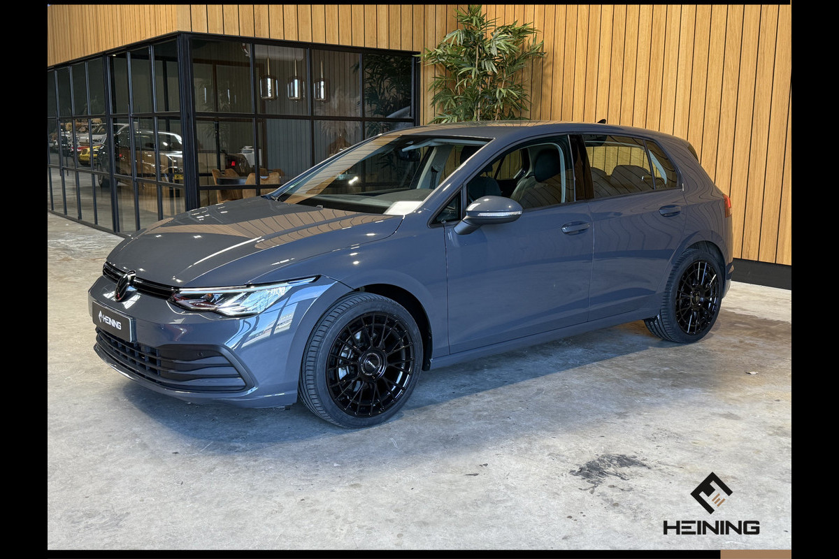 Volkswagen Golf 1.0 eTSI Life Navi. Apple carplay. Adaptive. Hollandse auto met NAP Volkswagen Golf 1.0 eTSI Life Navi. Apple carplay. Adaptive. Hollandse auto met NAP