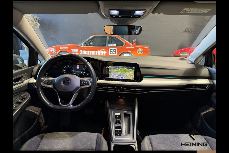 Volkswagen Golf 1.0 eTSI Life Navi. Apple carplay. Adaptive. Hollandse auto met NAP