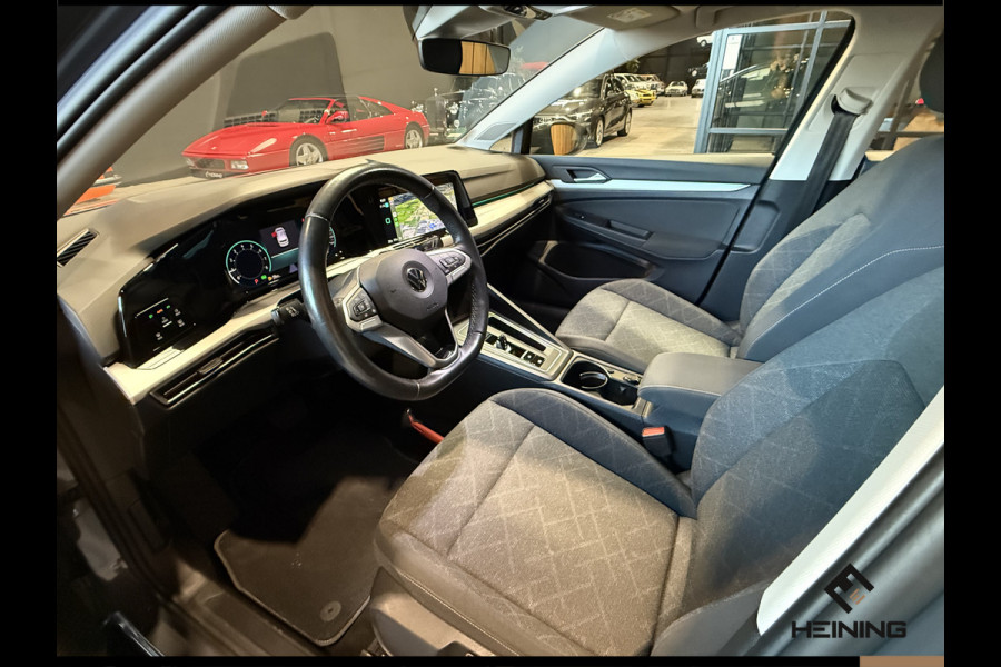 Volkswagen Golf 1.0 eTSI Life Navi. Apple carplay. Adaptive. Hollandse auto met NAP