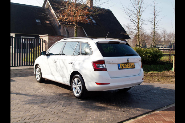 Škoda Fabia Combi 1.0 TSI Style | Camera | Apple Carplay | Cruise Control | Navi |