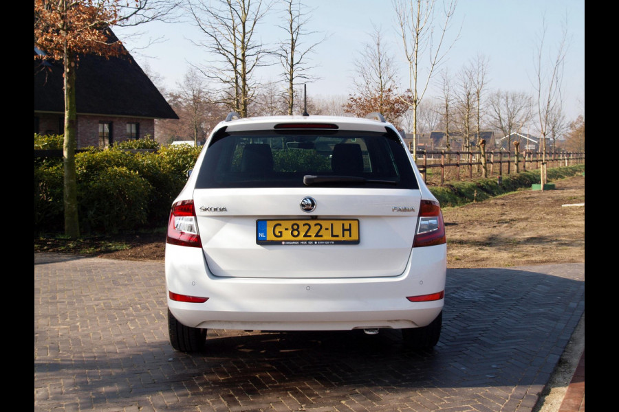 Škoda Fabia Combi 1.0 TSI Style | Camera | Apple Carplay | Cruise Control | Navi |