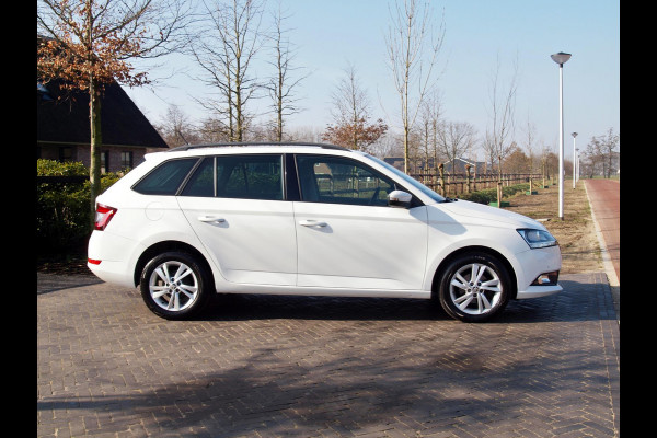 Škoda Fabia Combi 1.0 TSI Style | Camera | Apple Carplay | Cruise Control | Navi |