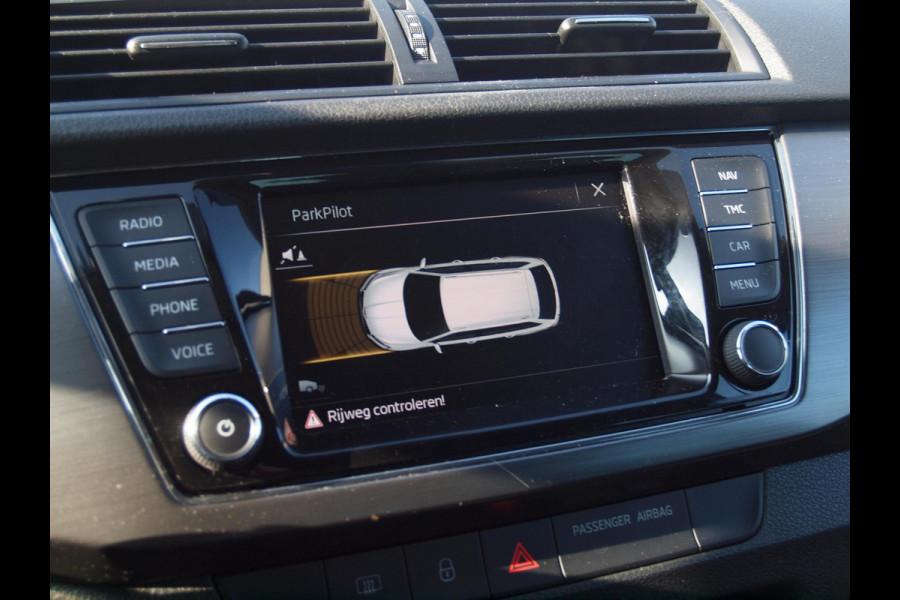Škoda Fabia Combi 1.0 TSI Style | Camera | Apple Carplay | Cruise Control | Navi |