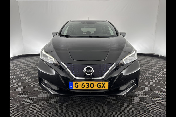 Nissan Leaf Tekna 40 kWh (INCL.BTW) *FULL-LED | 1/2LEATHER | ADAPTIVE-CRUISE | BLIS | BOSE-SOUND | CAMERA | KEYLESS | DAB+ | COMFORT-SEATS | 17''ALU | ECC | PDC*