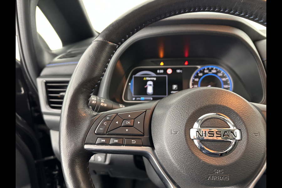 Nissan Leaf Tekna 40 kWh (INCL.BTW) *FULL-LED | 1/2LEATHER | ADAPTIVE-CRUISE | BLIS | BOSE-SOUND | CAMERA | KEYLESS | DAB+ | COMFORT-SEATS | 17''ALU | ECC | PDC*
