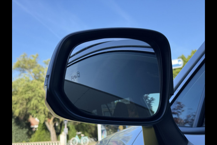 Toyota Corolla Cross 2.0 High Power Hybrid Style | Eerste eigenaar, Dodehoekherkenning, Parkeersensoren, Stoel + Stuurverwarming, Parelmoer wit