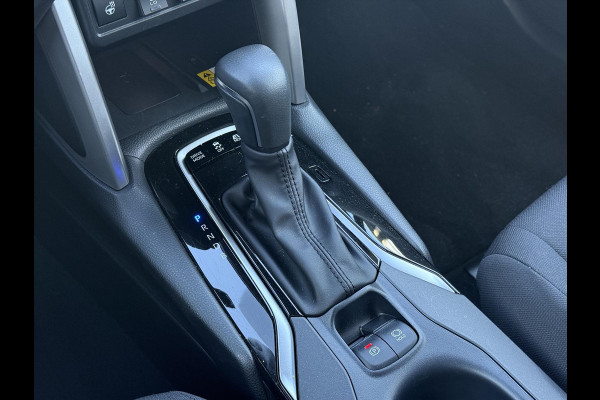 Toyota Corolla Cross 2.0 High Power Hybrid Style | Eerste eigenaar, Dodehoekherkenning, Parkeersensoren, Stoel + Stuurverwarming, Parelmoer wit