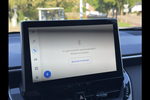 Toyota Corolla Cross 2.0 High Power Hybrid Style | Eerste eigenaar, Dodehoekherkenning, Parkeersensoren, Stoel + Stuurverwarming, Parelmoer wit
