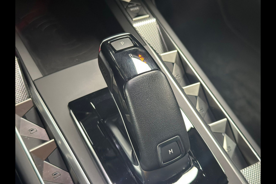 DS DS 3 Crossback 1.2 PureTech Rivoli, Automaat, Leder, Stoelverwarming, Camera