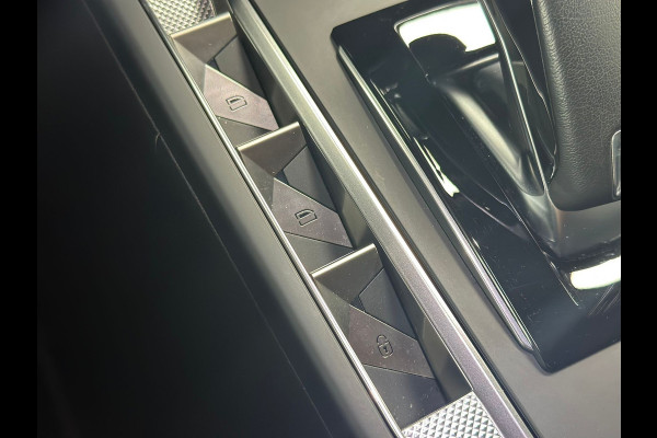 DS DS 3 Crossback 1.2 PureTech Rivoli, Automaat, Leder, Stoelverwarming, Camera